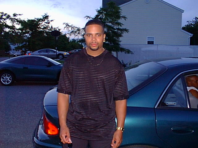 xnaked1.jpg (15828 bytes)